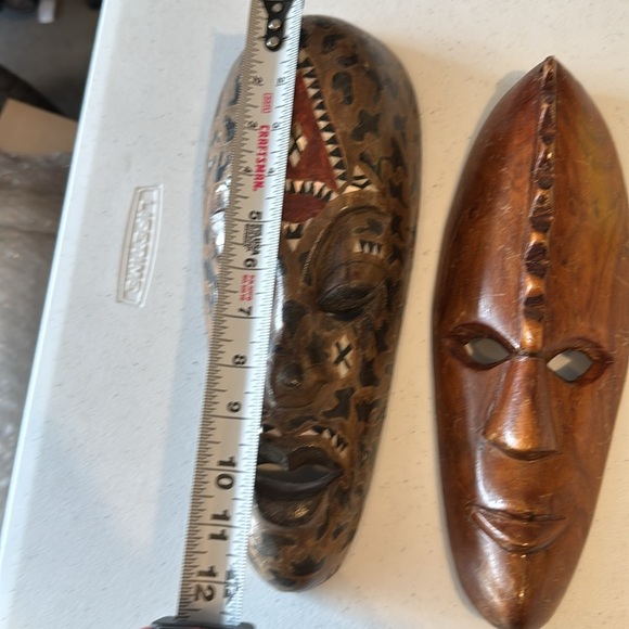 Handcrafted Tribal Masks in Brown and Tan 2 pieces - Picture 6 of 12